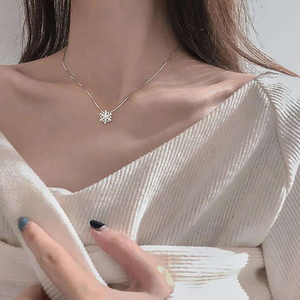 Clavicle Snowflake Chain